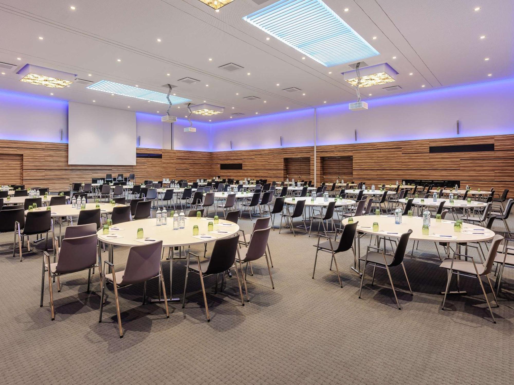 Novotel Hauptbahnhof 4* Vídeň